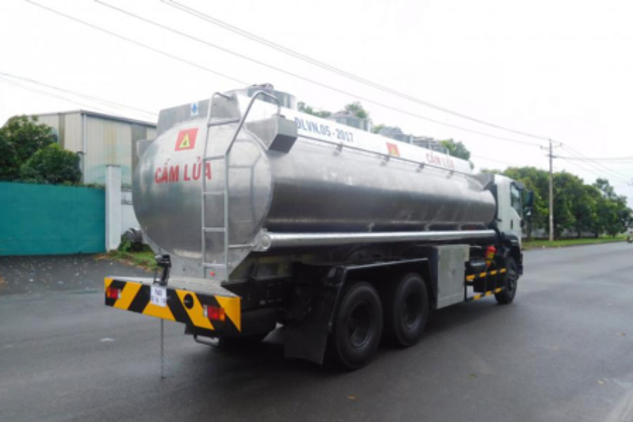 phan-than-cua-xe-ISUZU-FVM34